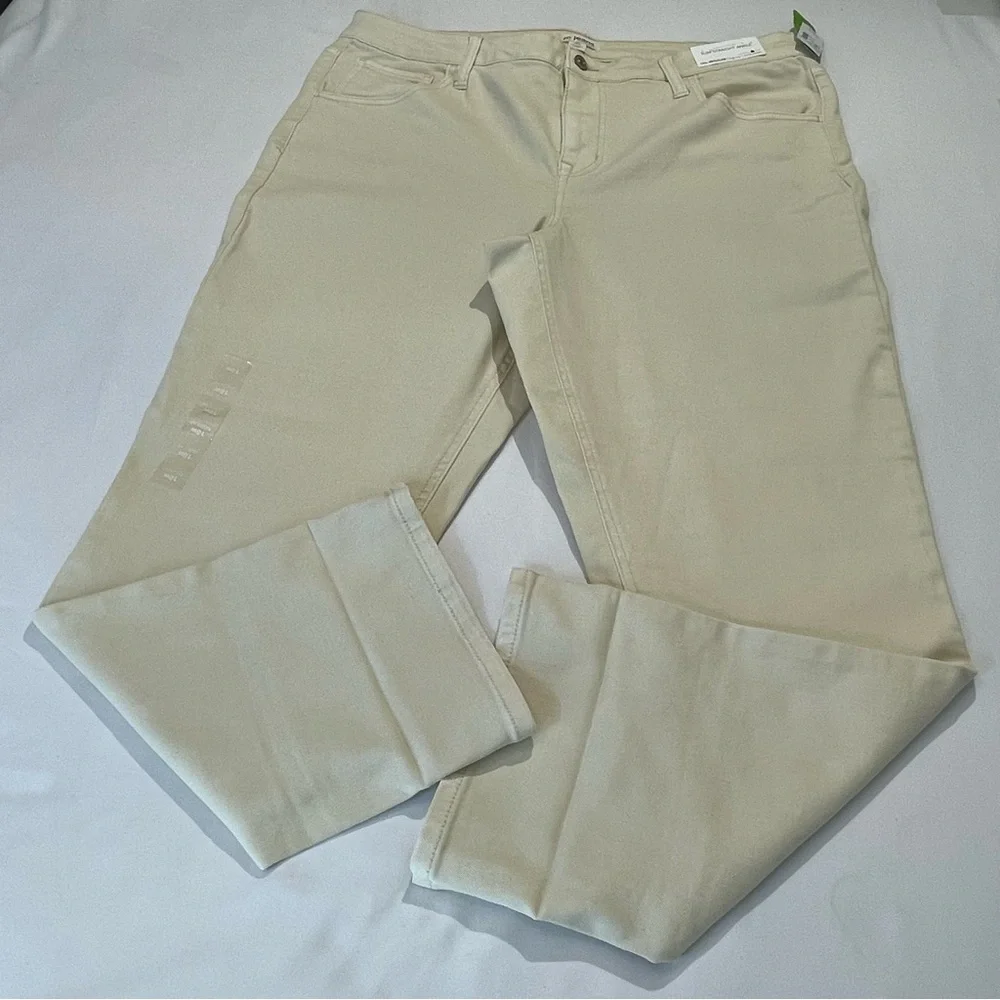 M JEANS SIZE 18R Women's Cream Jeans